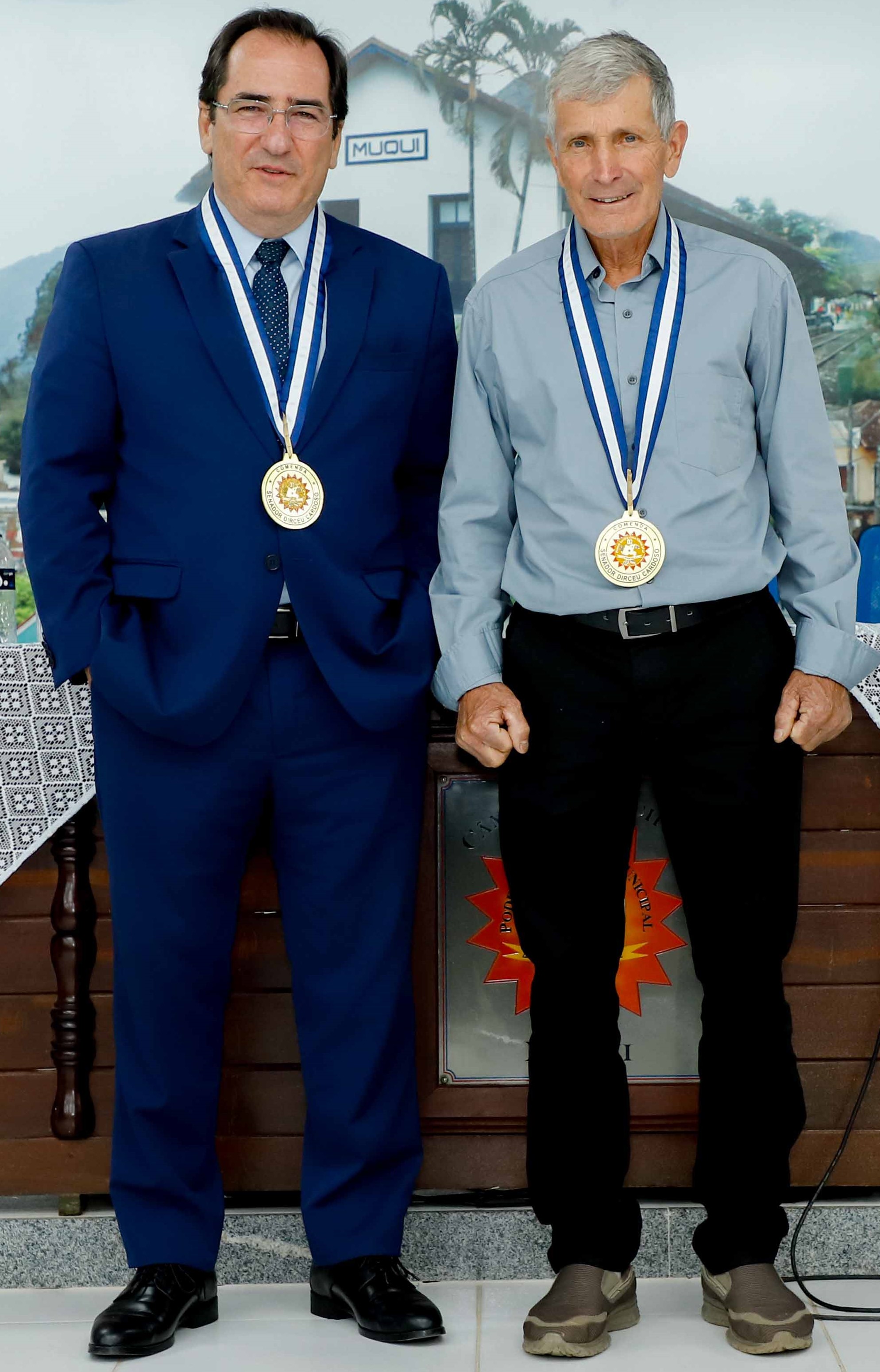 Câmara Municipal de Muqui homenageia personalidades muquienses   